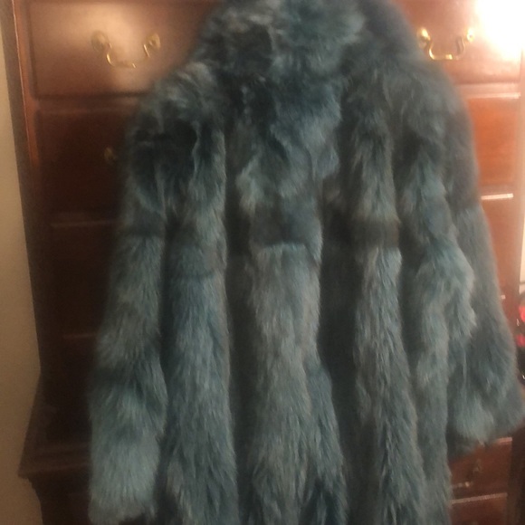 Greece origin green dyed fox coat - Picture 5 of 11